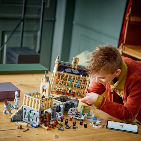 LEGO® Harry Potter™ Hogwarts™ Şatosu: Büyük Salon 76435