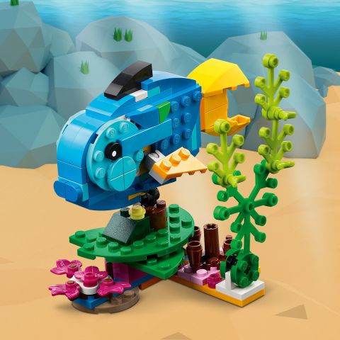 LEGO® Creator Egzotik Papağan 31136