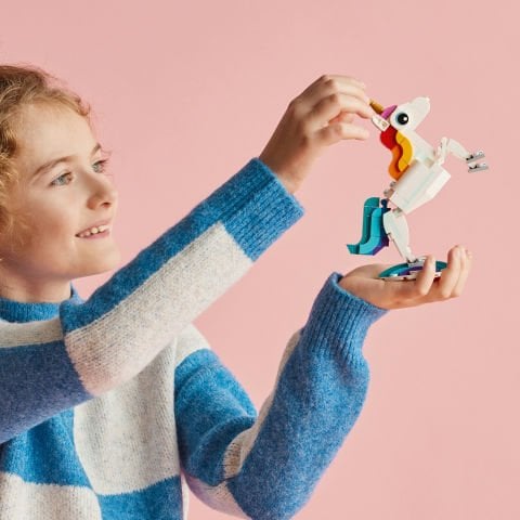 LEGO® Creator Sihirli Tek Boynuzlu At 31140