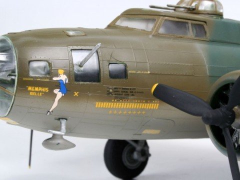 Revell Boeing B-17F Memphis Belle