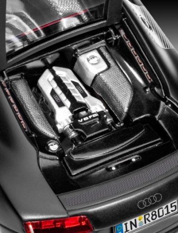 Revell AUDI R8