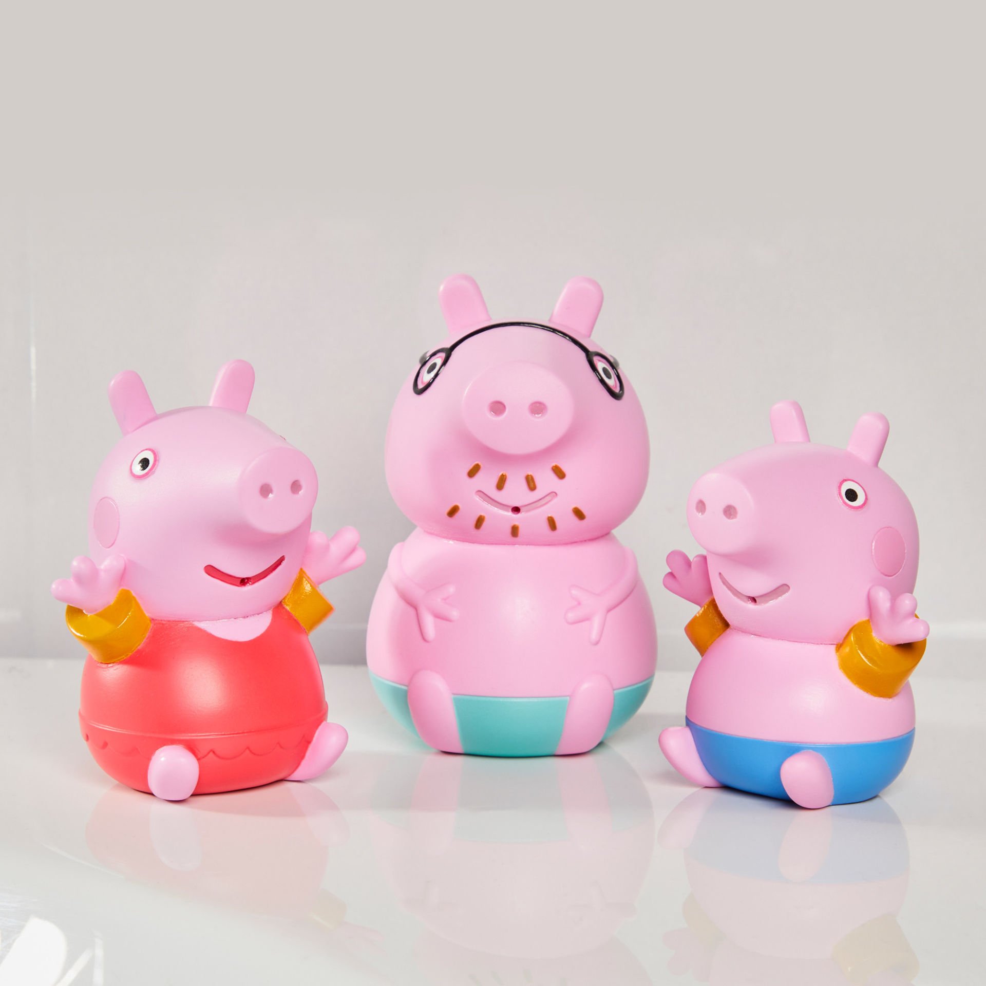 Peppa Pig Peppa, George ve Baba Domuz Su Fışkırtıcıları
