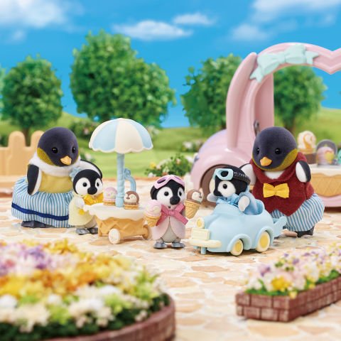 Penguen Bebekler Araba Keyfi