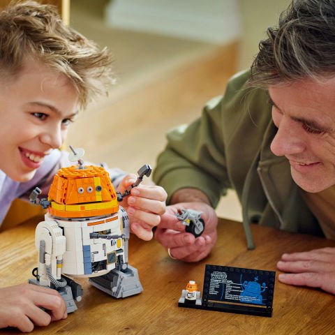 LEGO® Star Wars: Ahsoka™ Chopper (C1-10P)™ Astromech Droidi Seti 75416