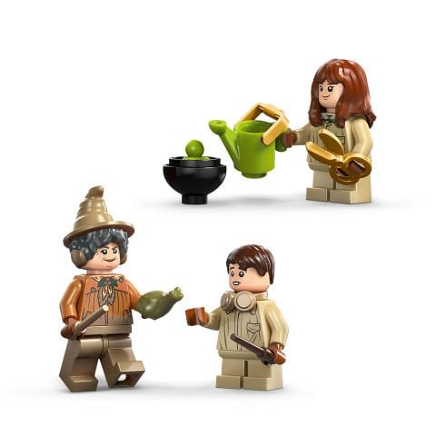 LEGO® Harry Potter™ Hogwarts™ Şatosu: Bitkibilim Dersi Büyücü Hediyesi 76445