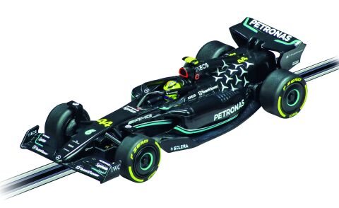 GO Mercedes-AMG F1 W14 E Performance Araç