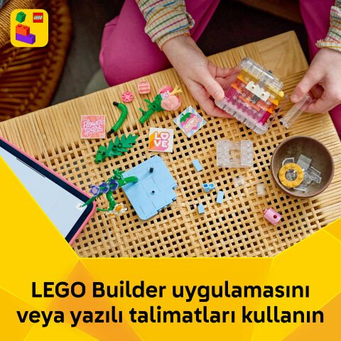 LEGO® Creator 3’ü 1 Arada Çiçekli Dekoratif Parfüm Şişesi 31383