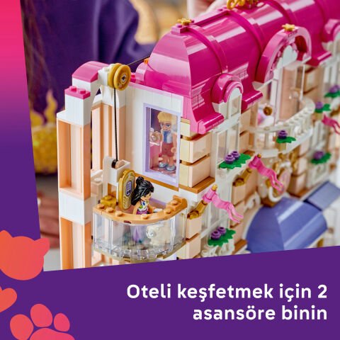 LEGO® Friends Büyük Heartlake City Oteli 42704
