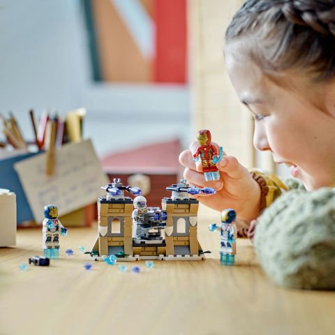 LEGO® Marvel Iron Man ve Iron Ordusu, Hydra Soldier’a Karşı 76288