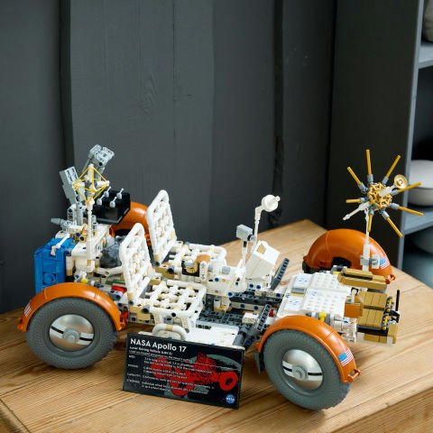 LEGO® Technic NASA Apollo Ay Taşıtı – LRV 42182