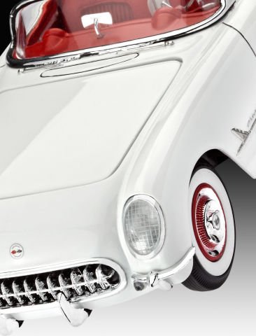 Revell 53 Chevrolet® Corvette Roadster