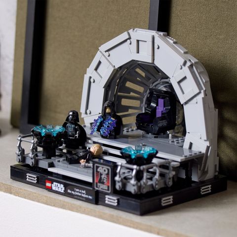 LEGO® Star Wars™ Emperor’s Throne Room™ Dioraması 75352