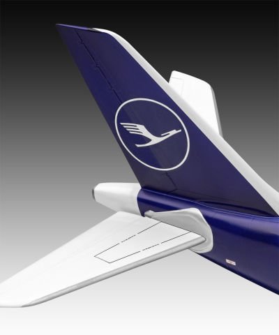 Revell Airbus A340-300 Lufthansa New Livery