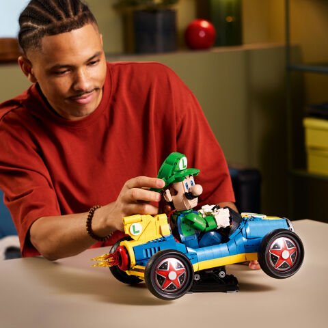 LEGO®  Mario Kart – Luigi ve Mach 8 72050 Model Yapım Seti