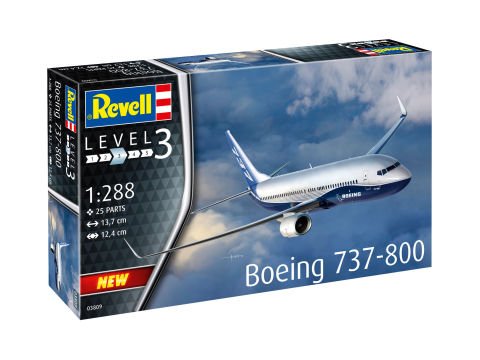 Revell Boeing 737-800
