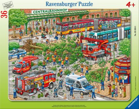 36 Parçalı Büyük Çerçeveli Puzzle Sokakta Taşıtlar