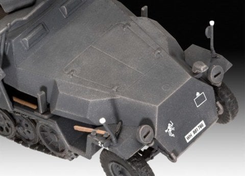 Revell Sd.Kfz. 251/1 Ausf.C + Wurfr. 40