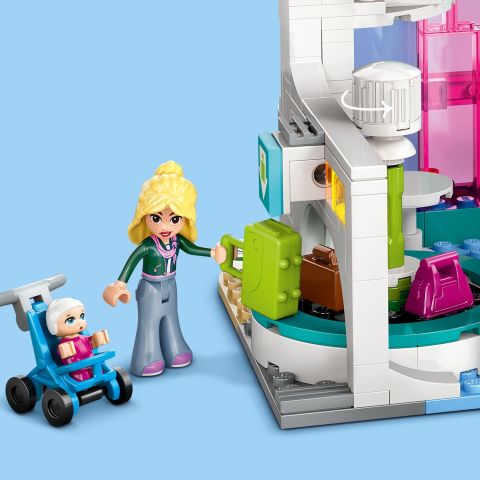 LEGO® Friends Heartlake City Havaalanı ve Uçak Yapım Seti 42656