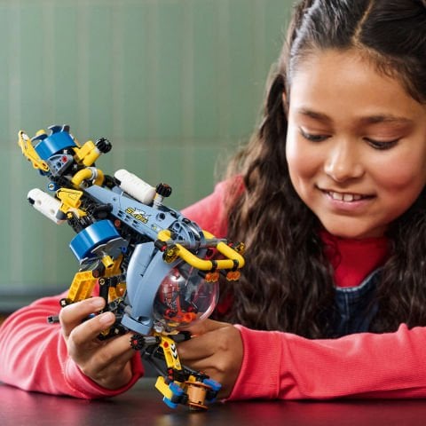 LEGO® Technic Derin Deniz Araştırma Denizaltısı Oyuncak Seti 42201