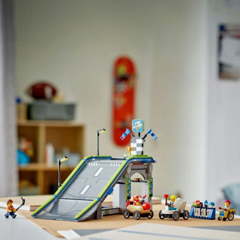 LEGO® City Senin Kuralların: Yarış Arabası Rampa Parçası Soapbox Yarışı Seti 60460
