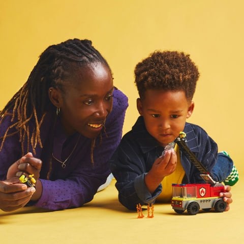LEGO® City Merdivenli İtfaiye Kamyonu Çocuklar için Araç Hediyesi 60463