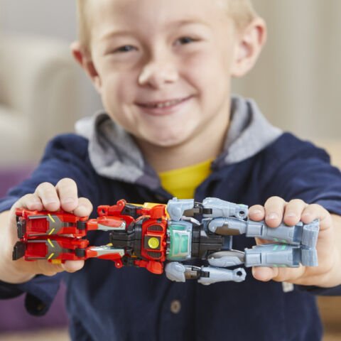Transformers Earthspark Combiner Figür