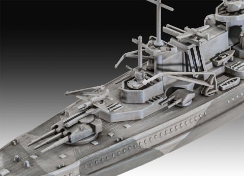 Revell Model Set Gneisenau