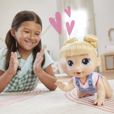 Baby Alive Emekleyen Bebeğim - Sarışın