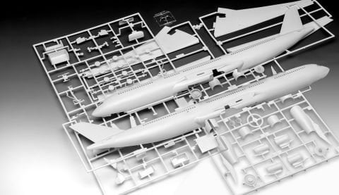 Revell Airbus A330-300 Lufthansa New Livery