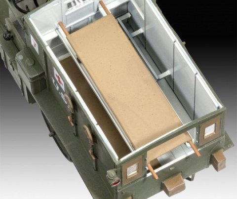 Revell Model T 1917 Ambulance