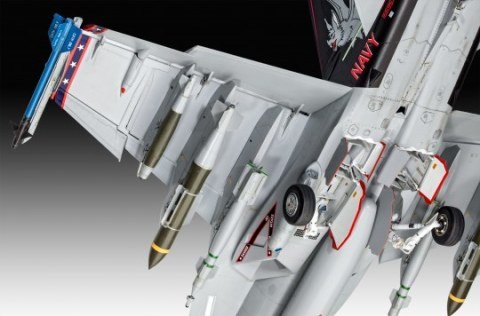 Revell F/A-18E Super Hornet