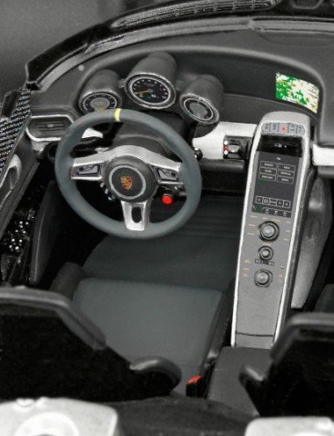 Revell Porsche 918 Spyder