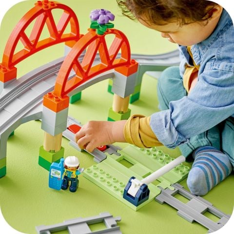 LEGO® DUPLO® Town Tren Köprüsü ve Rayları Ek Seti 10426 - 2 Yaş ve Üzeri Çocuklar İçin Eğitici Oyuncak Yapım Seti