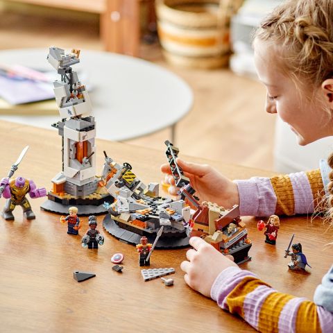 LEGO® Marvel Endgame Son Savaş 76266