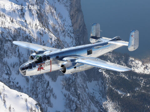 Gift Set B-25J Mitchell: Flying Bulls