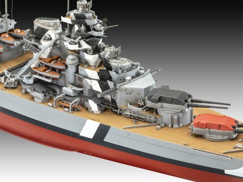 Revell Gift Set The Legendary Bismarck (1:700 & 1:1200)