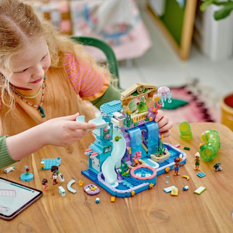 LEGO® Friends Heartlake City Su Parkı Oyun Seti 42630