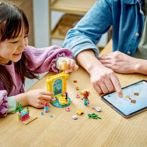 LEGO® ǀ Disney Princess Ariel’in Müzik Sahnesi 43235